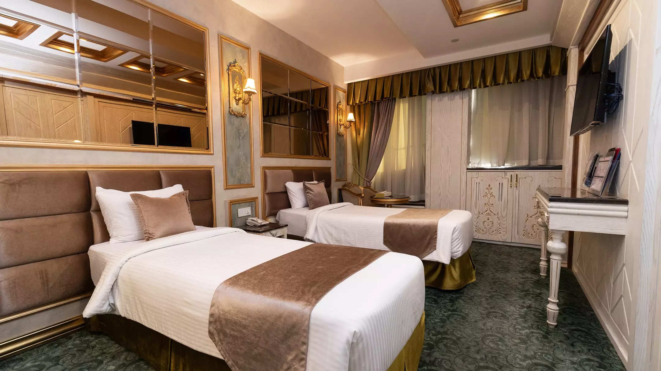 Alibaba https://cdn.alibaba.ir/ostorage/hotel-accommodation-images/68a59fe8a1e6f83605b7df20_تویین (2).webp